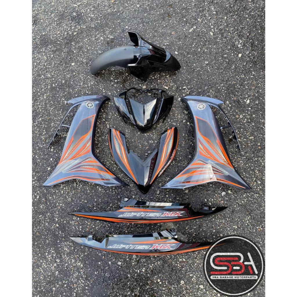 COVERSET BODYSET LC135 LC V8 ORANGE FUEL INJECTION FI YAMAHA SIAP TANAM DOCTOR 026 OEM EDITION