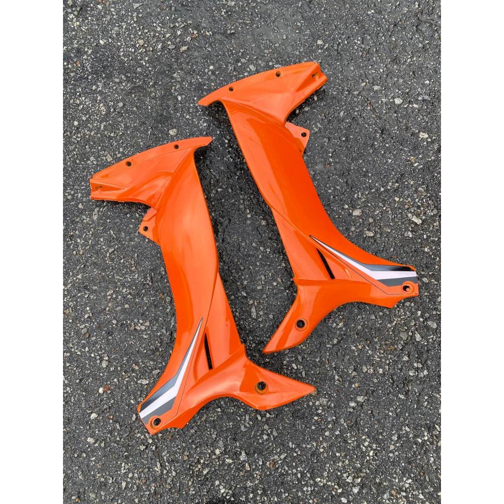 COVERSET YAMAHA LAGENDA SRL 110ZR VOM BLACK ORANGE MADE IN MALAYSIA SIAP TAMPAL STICKER M SEKI VERSION