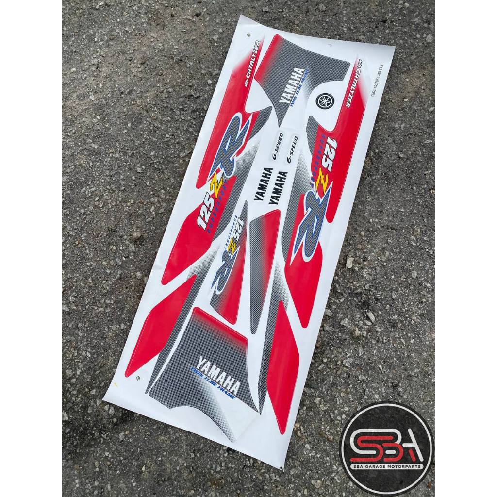 STICKER BODY SET / COVERSET 125ZR MORITAKA RED MERAH BATA `R’ CARBON CHROME YAMAHA ORIGINAL NO 4