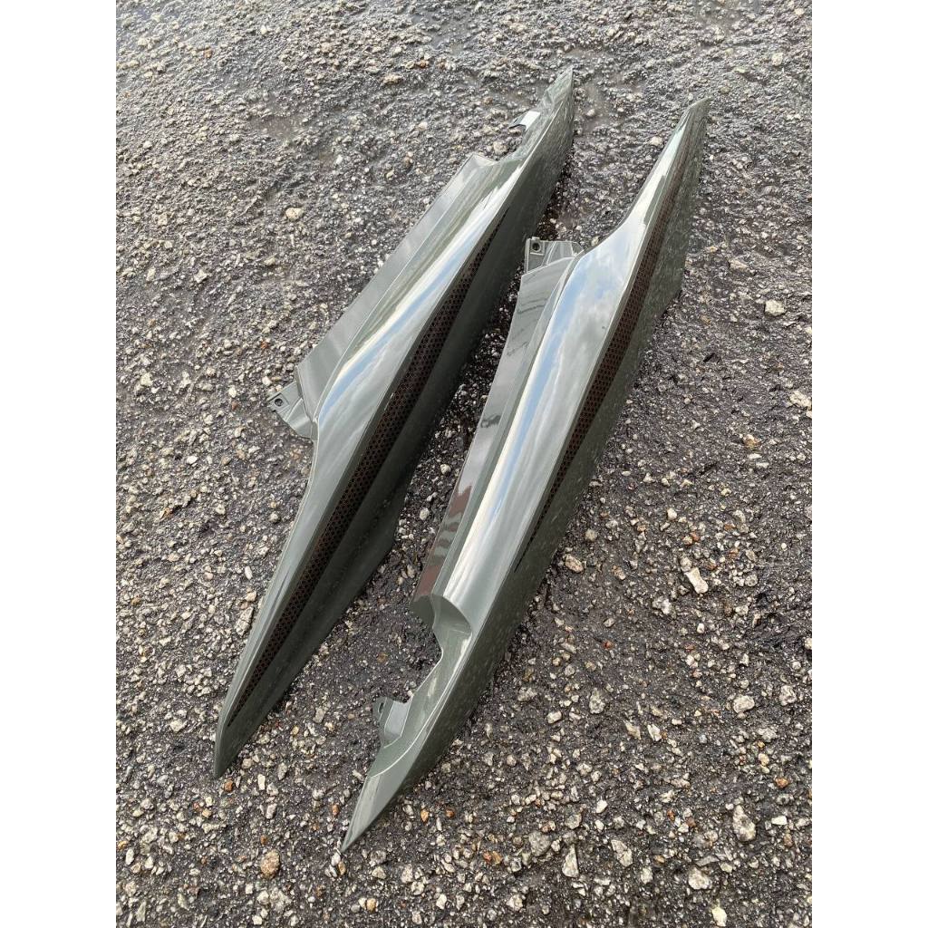 COVERSET BODYSET LC135 LC V8 DR STANDARD GREY STEALTH GOLD MDNMA FUEL INJECTION FI YAMAHA SIAP TANAM DOCTOR 022