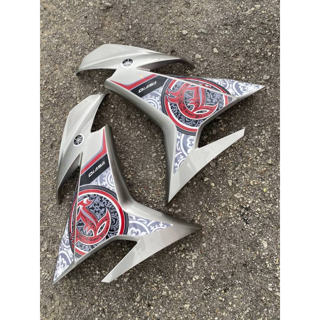 COVERSET BODYSET YAMAHA Y15 Y15ZR V1 V2 P RED MERAH BATIK SILVER DOCTOR 042 / VELOZI SIAP TANAM