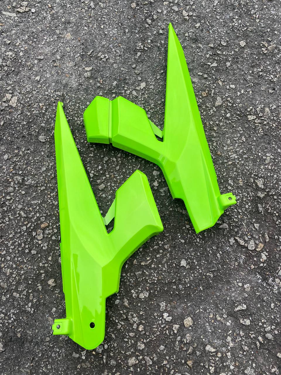 YAMAHA BODYSET LC 135 V6 EXCITER 2021 NEW DESIGN SPECIAL EDITION GREEN STRIPE TANAM FREE EMBLEM - OEM COVERSET