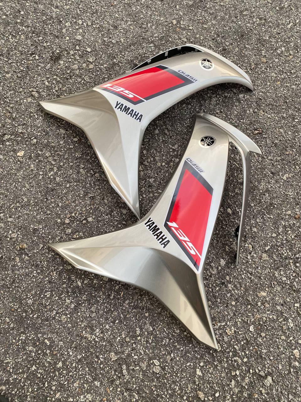COVERSET LC135 LC V8 RM7 S3 MERAH RED SILVER ULTRAMAN EXCITER GP L8-ECT-2 FUEL INJECTION FI YAMAHA SIAP TANAM VELOZI