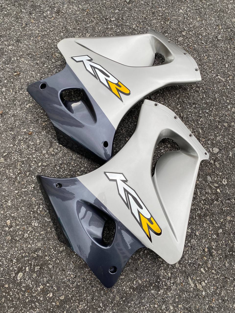 KAWASAKI NINJA DOUBLE R KR 150 RR BODY COVERSET, CLEAR-COATED STICKERS, 2-TONE RED, INCLUDING TANK (2 LARGE BOXES), OEM SET