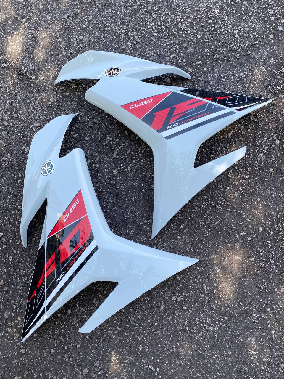 COVERSET BODYSET Y15 Y15ZR V2 EXCITER RC WHITE 2019 ORIGINAL EQUIPMENT MANUFACTURER OEM SIAP TANAM