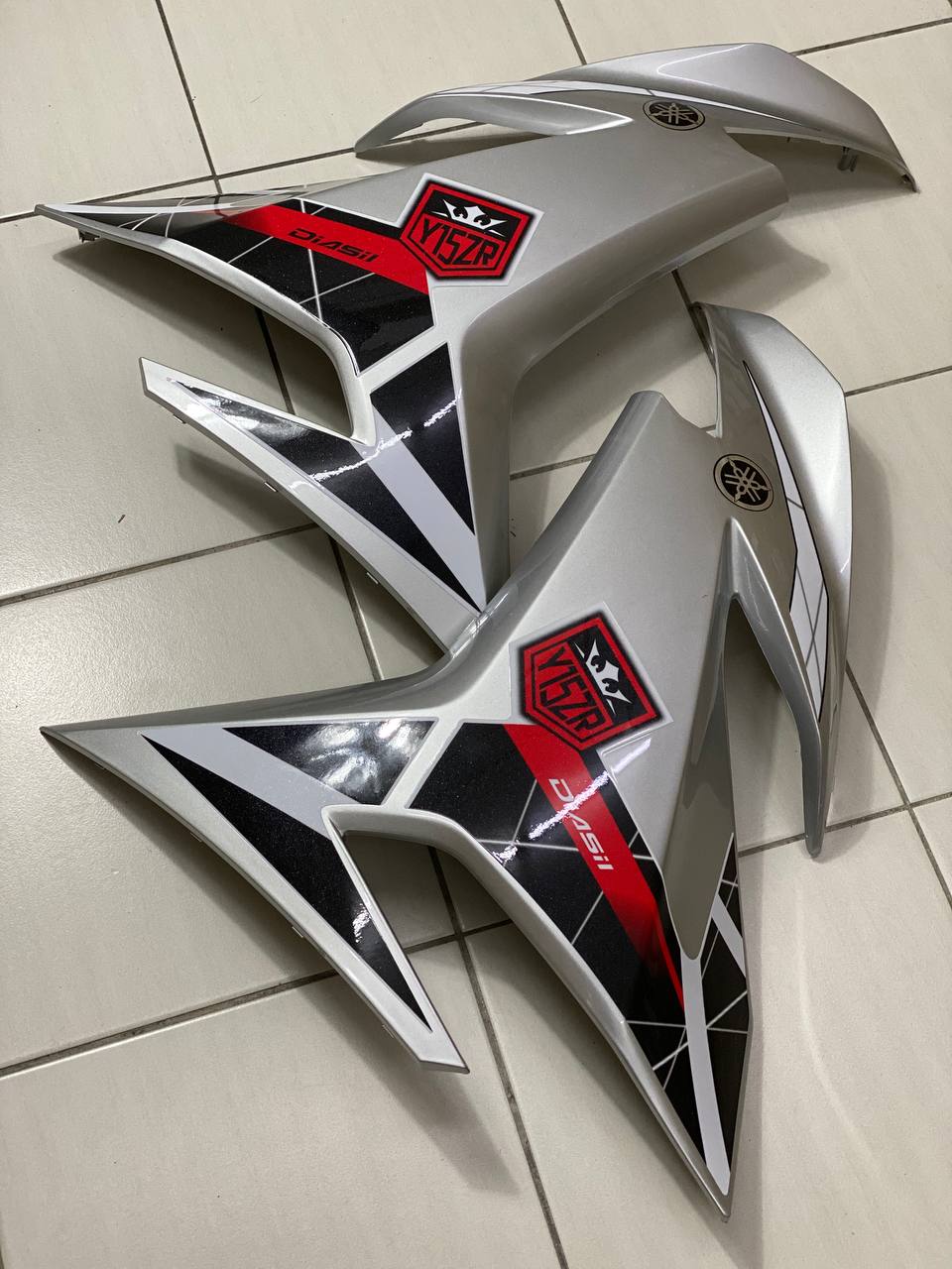 COVERSET BODYSET YAMAHA Y15 Y15ZR V1 V2 DOCTOR SILVER BLACK 025 SIAP TANAM
