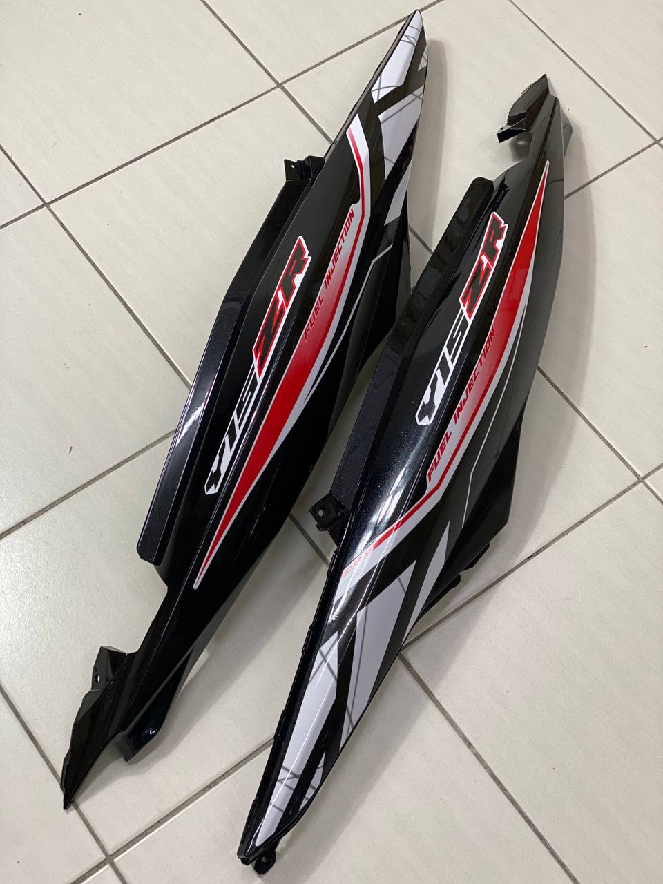 COVERSET BODYSET YAMAHA Y15 Y15ZR V1 V2 DOCTOR SILVER BLACK 025 SIAP TANAM