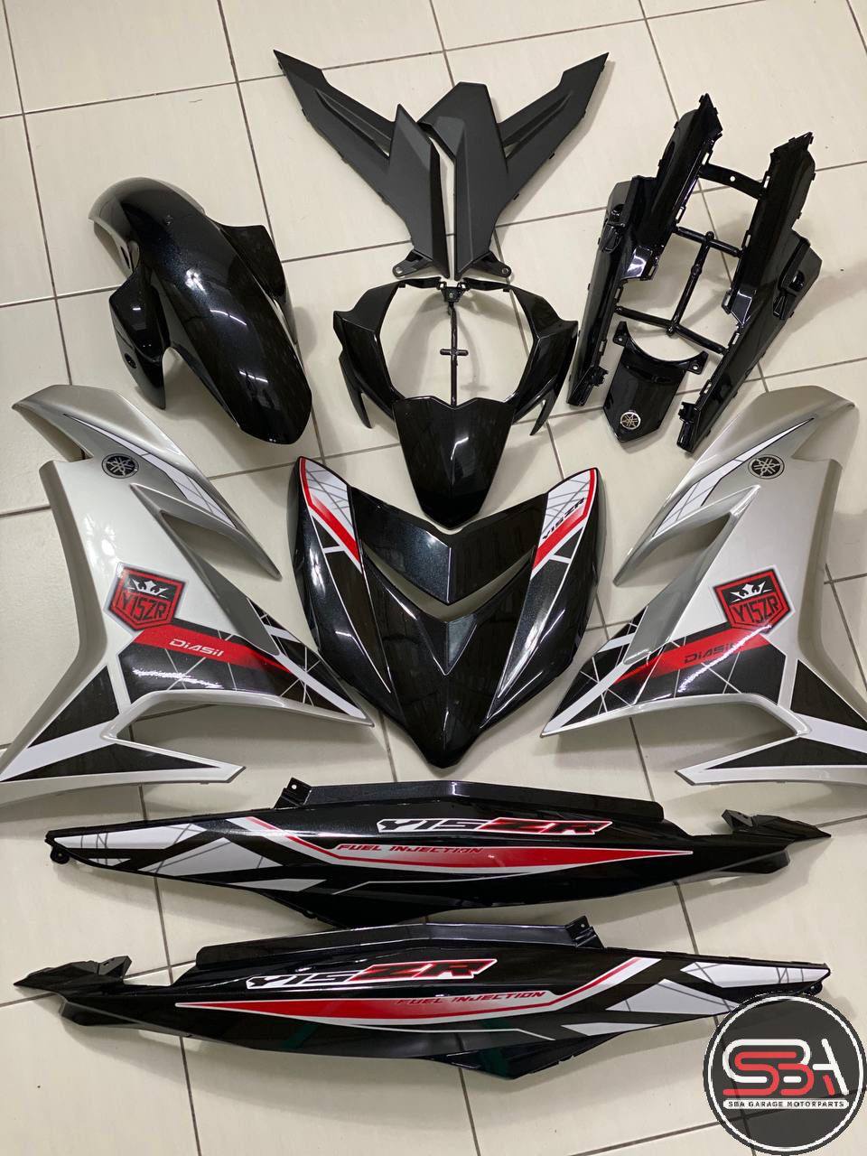 COVERSET BODYSET YAMAHA Y15 Y15ZR V1 V2 DOCTOR SILVER BLACK 025 SIAP TANAM