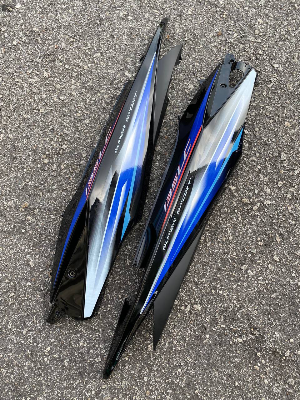 COVERSET BODYSET  LC135 LC 135 V1 BIRU FIRST EDITION ORIGINAL 100% HONG LEONG YAMAHA HLY STRIPE SIAP TAMPAL FREE EMBLEM