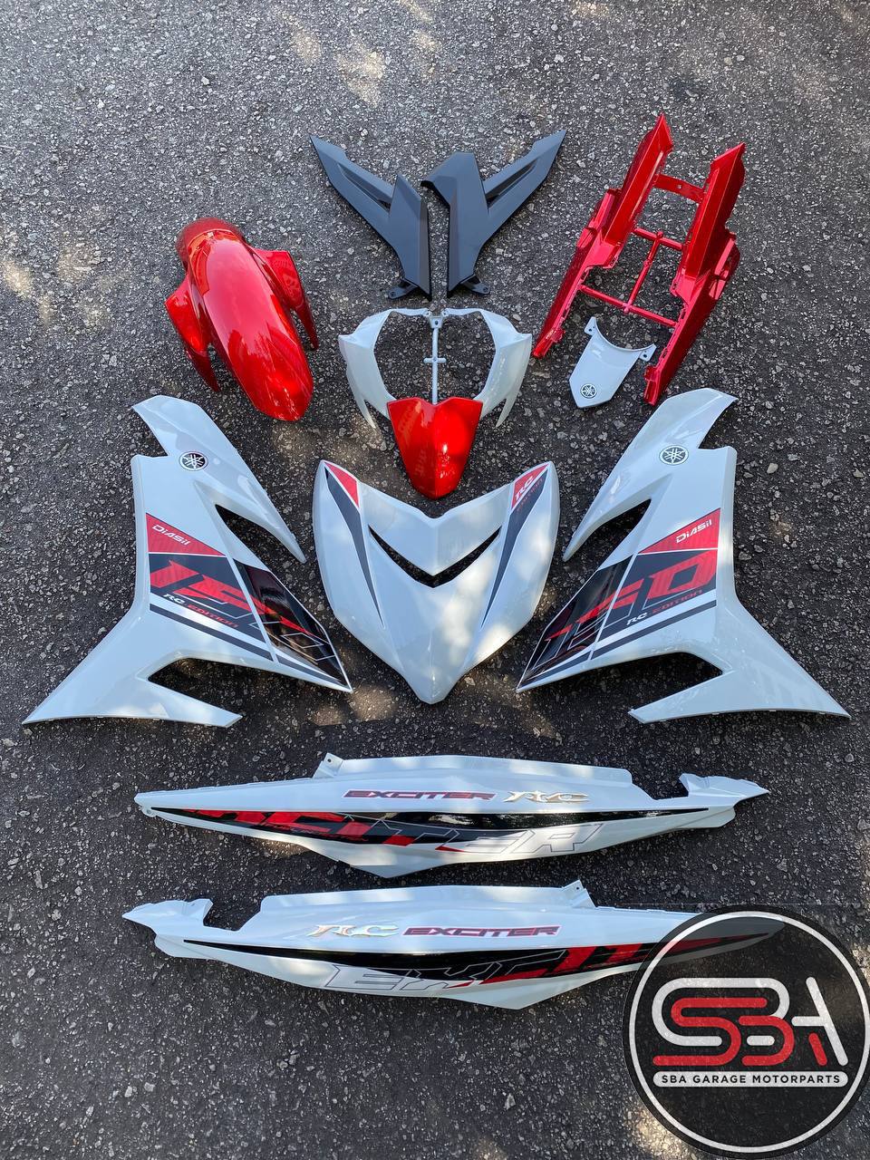 COVERSET BODYSET Y15 Y15ZR V2 EXCITER RC WHITE 2019 ORIGINAL EQUIPMENT MANUFACTURER OEM SIAP TANAM