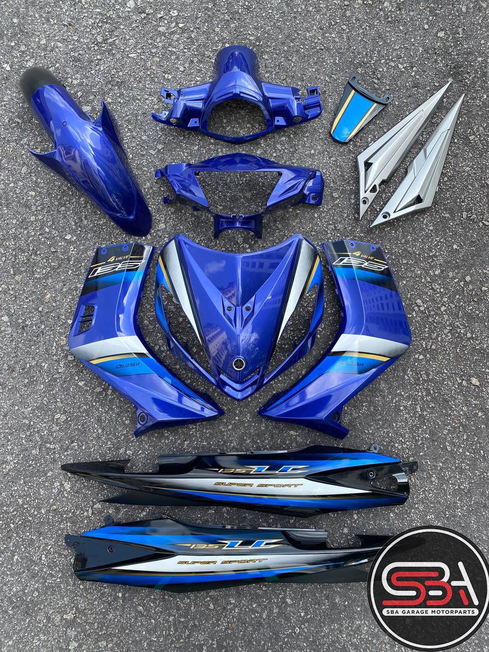 COVERSET BODYSET YAMAHA LC LC135 V1 BIRU GOLD ORIGINAL HONG LEONG YAMAHA HLY STRIPE SIAP TAMPAL