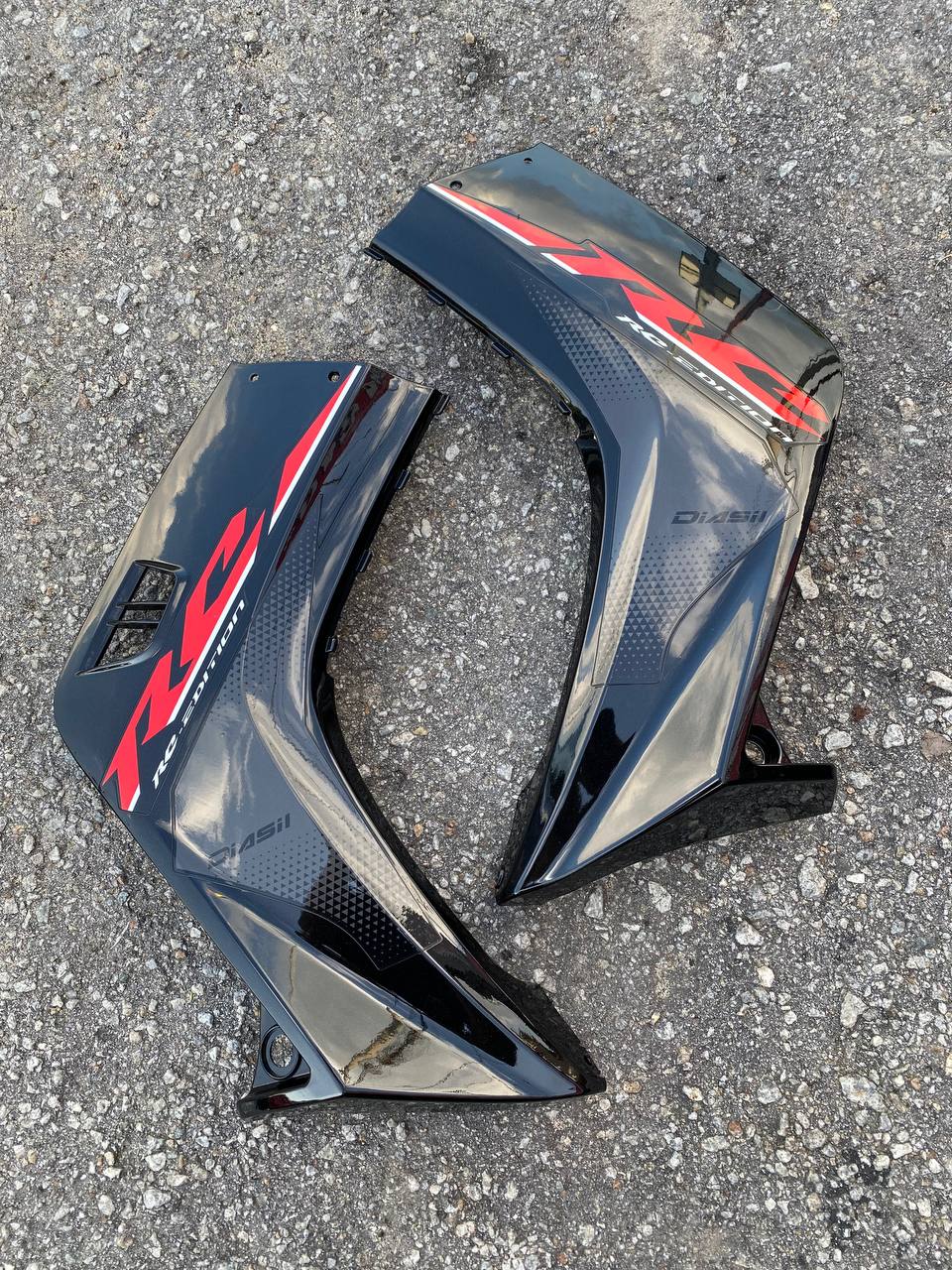 COVERSET BODYSET YAMAHA LC LC135 V1 DR RC HITAM BLACK LINE RED STRIPE TANAM CODE 007 DOCTOR EDITION OEM