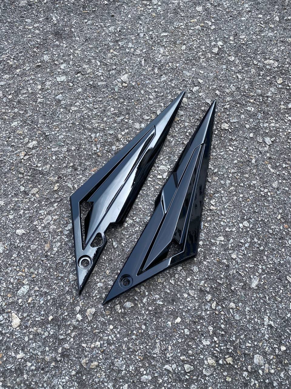COVERSET BODYSET LC 135 V1 HITAM BATIK EXTREME SPIRIT ORI 100% HONG LEONG YAMAHA HLY STRIPE SIAP TAMPAL VELOZI
