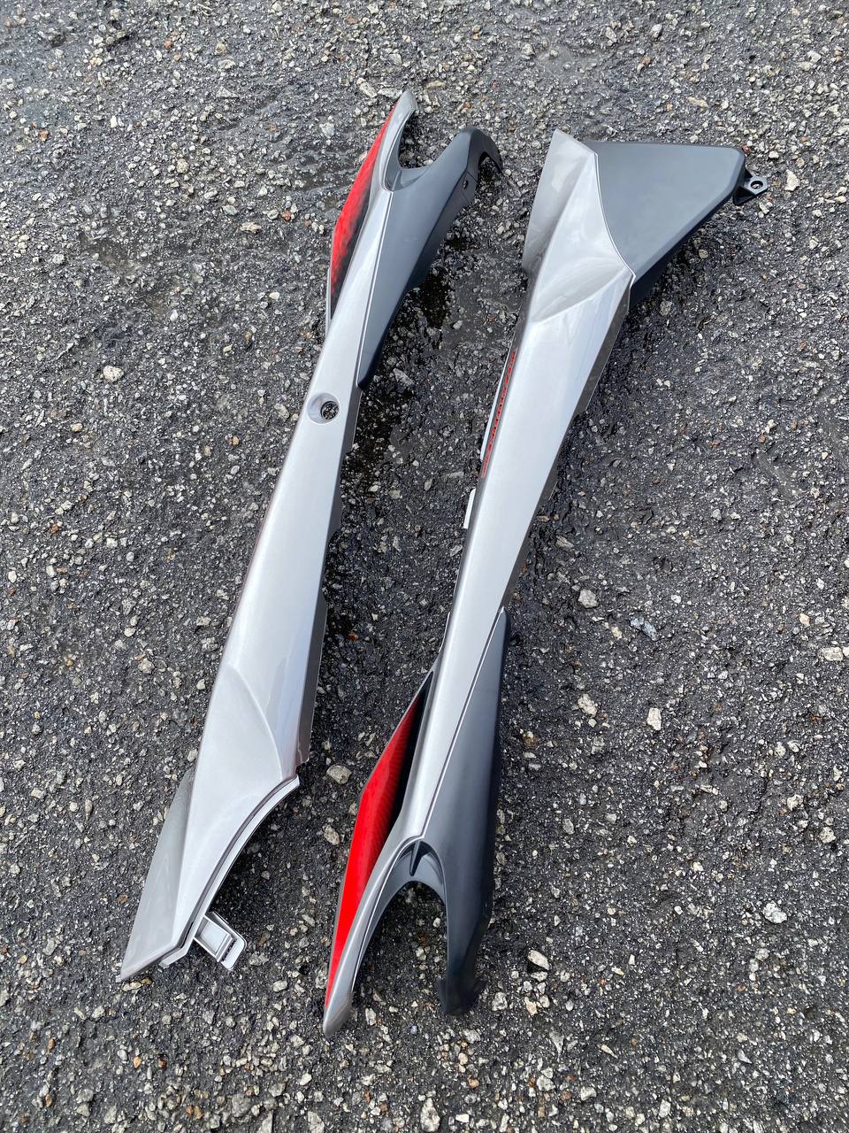 COVERSET BODYSET RXZ 5PV CATALYZER VRC S3 RED SILVER GRAPHIC 10 SIAP TANAM SEPERTI GAMBAR ( TERMASUK TANK )
