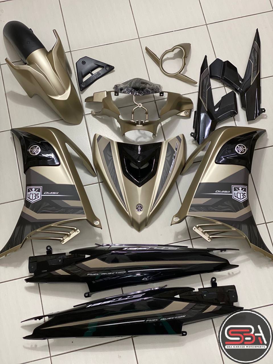 COVERSET BODYSET YAMAHA LC LC135 V6 V7 DR EXCITER NESCAFE GOLD MATT STRIPE TANAM CODE 023 DOCTOR EDITION OEM