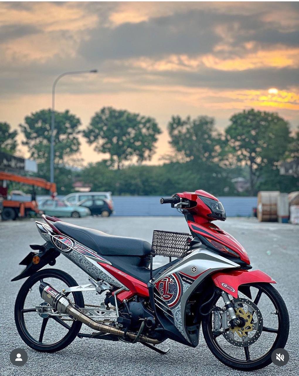 COVERSET BODYSET YAMAHA LC LC135 V2 V6 V7 DR MERAH SILVER RM7 S3 BATIK MERAH RED STRIPE TANAM CODE 032 DOCTOR / VELOZI