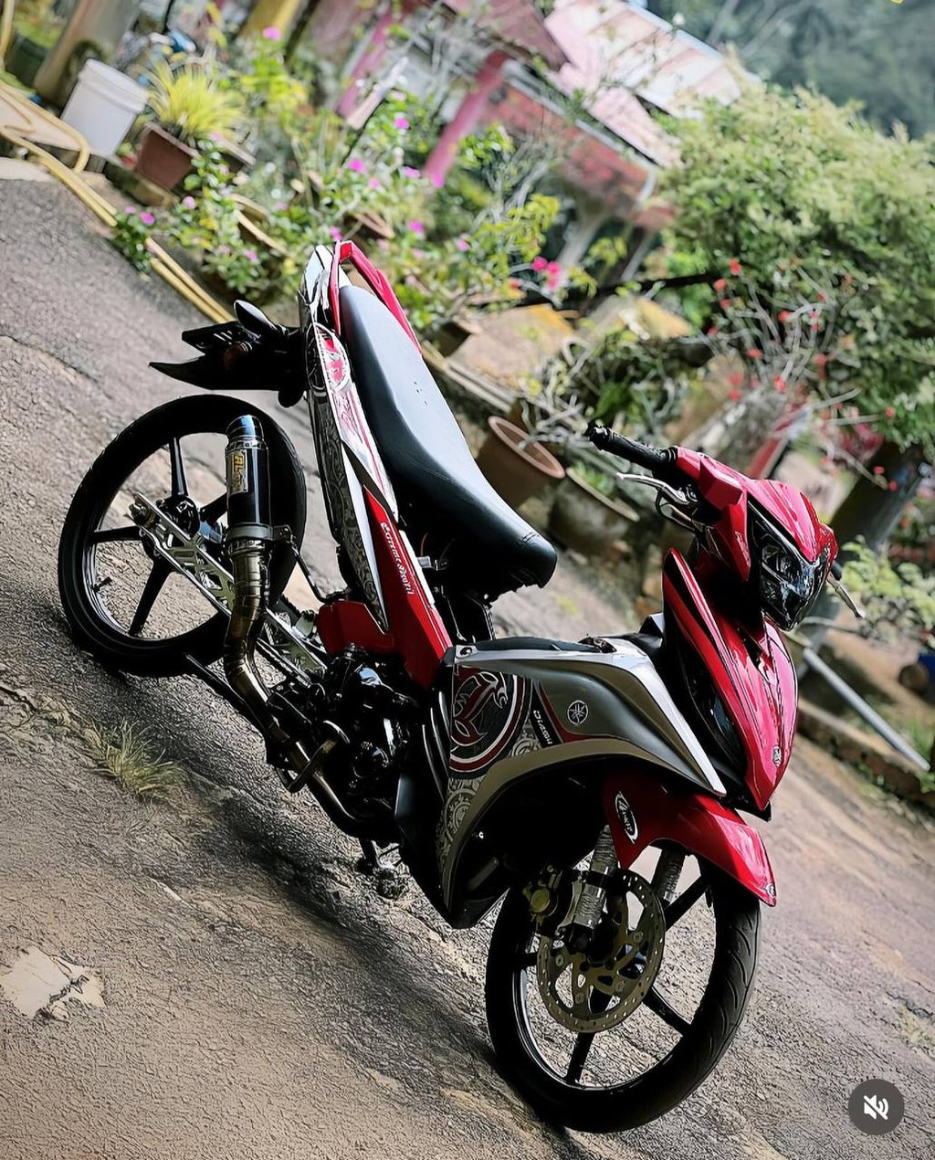 COVERSET BODYSET YAMAHA LC LC135 V2 V6 V7 DR MERAH SILVER RM7 S3 BATIK MERAH RED STRIPE TANAM CODE 032 DOCTOR / VELOZI