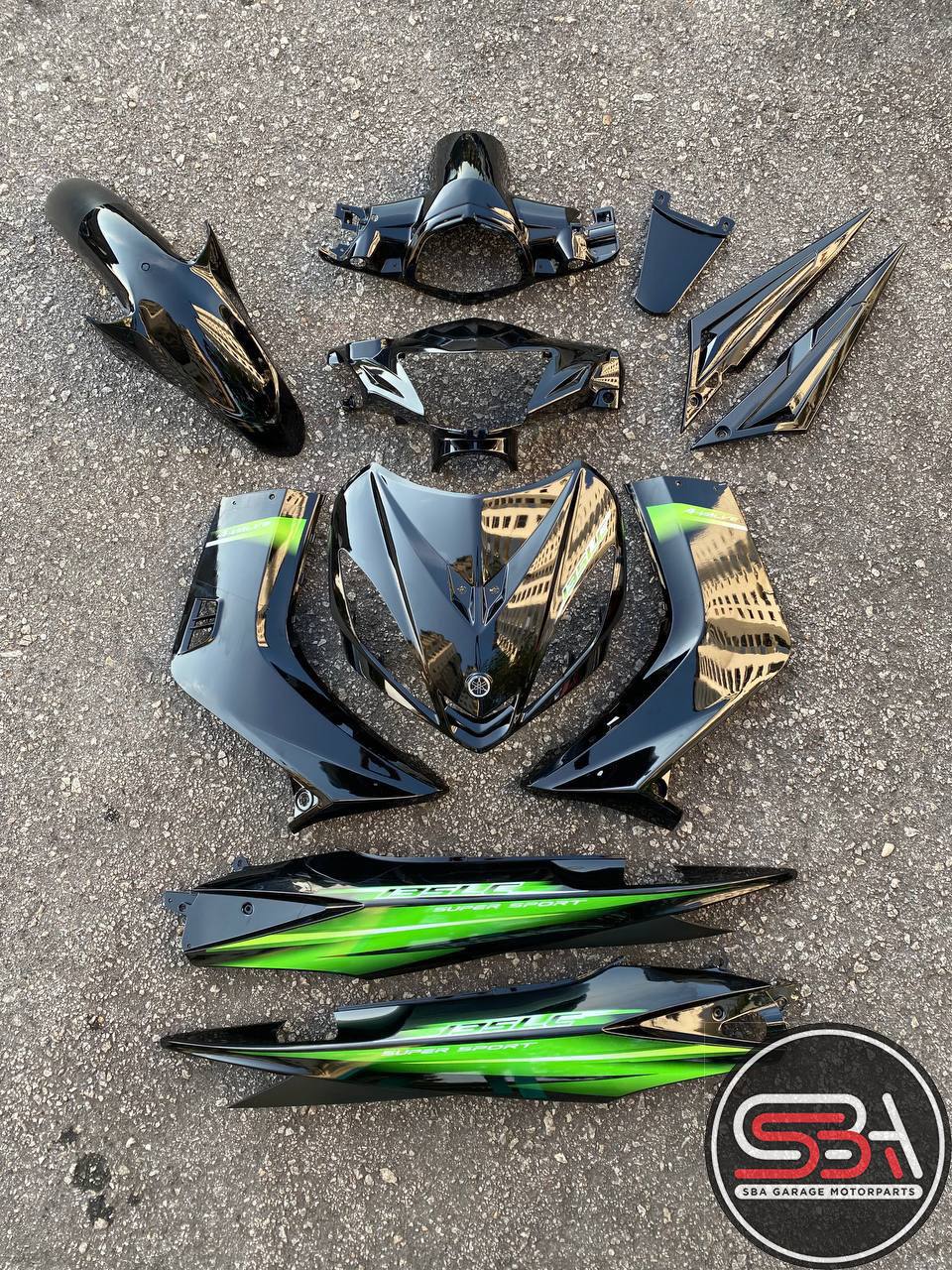 COVERSET BODYSET YAMAHA LC LC135 V1 HITAM HIJAU ORIGINAL HONG LEONG YAMAHA HLY STRIPE SIAP TAMPAL – FREE EMBLEM TIMBUL