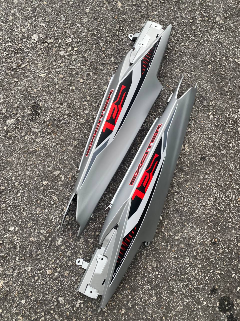 COVERSET LC 135 LC135 V6 EXCITER SILVER DUST 2021 DOCTOR / VELOZI L6-ECT-2 SIAP TAMPAL FREE EMBLEM
