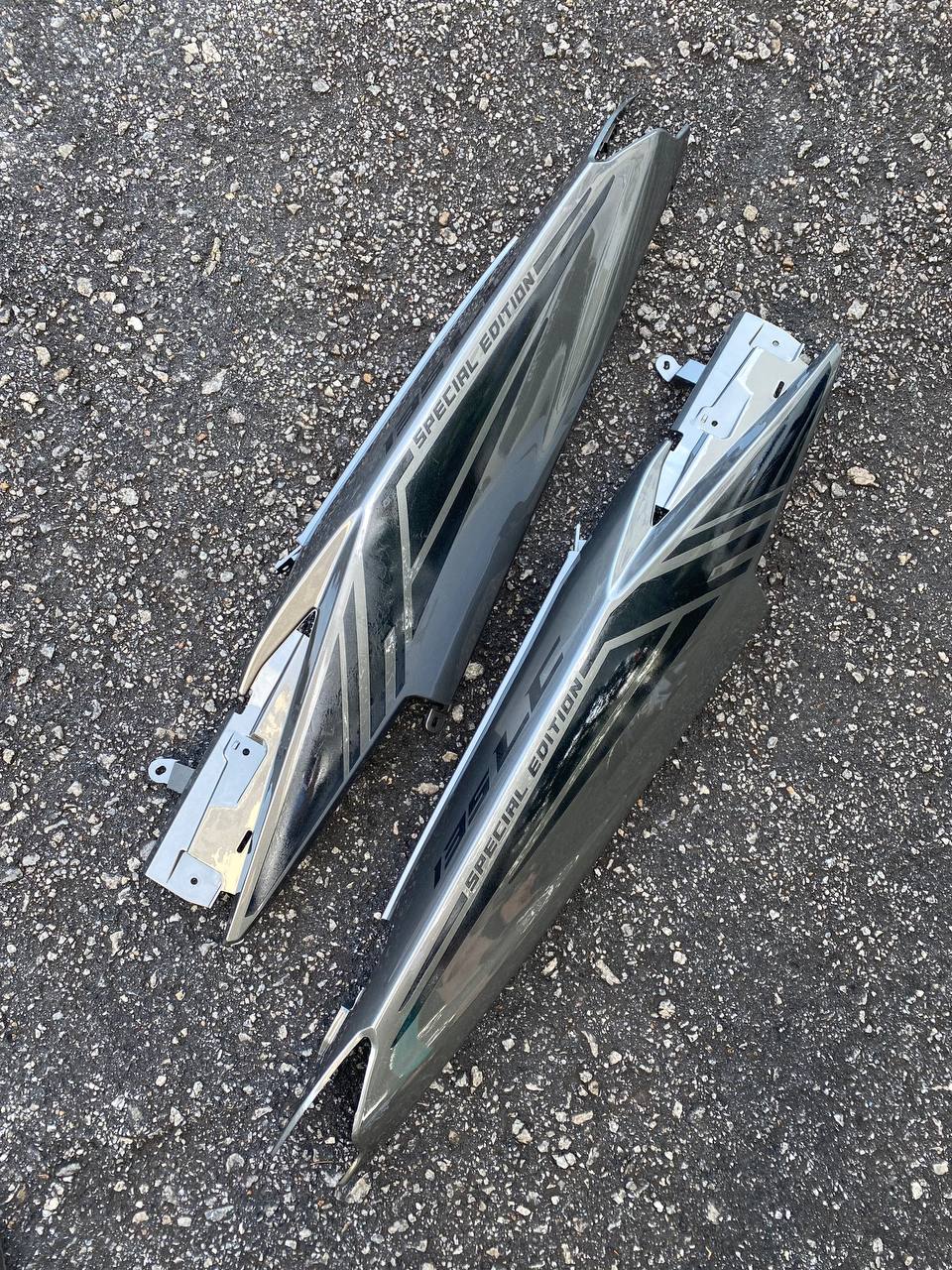 COVERSET YAMAHA LC 135 LC135 DOCTOR V1 ( 005 ) V4 V5 V6 V7 ( 012 ) GREY MATELIC 2022 BODYSET SIAP TANAM KILAT