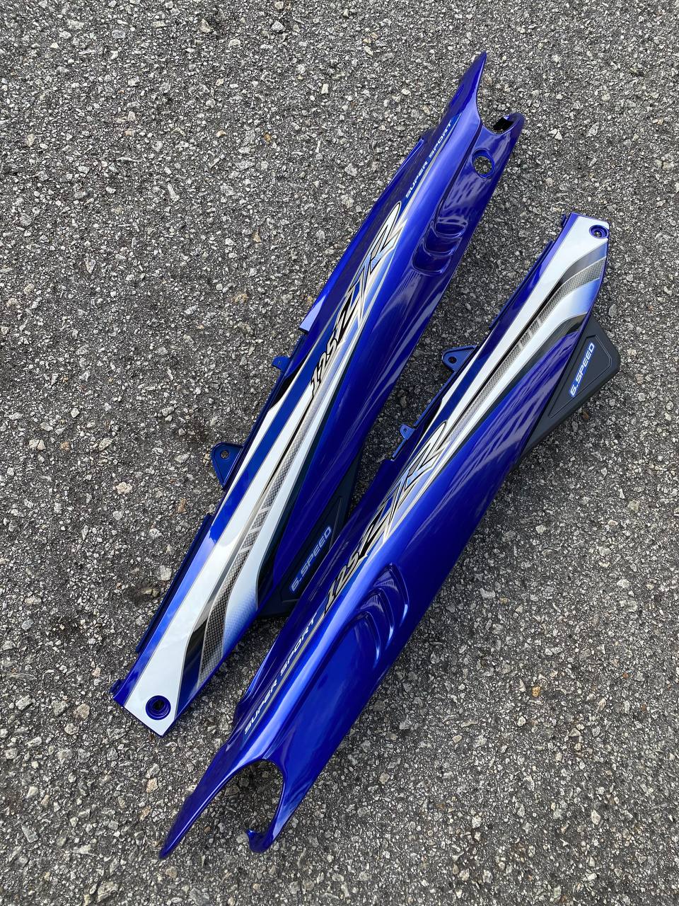 COVERSET BODYSET YAMAHA 125z / 125zr BIRU GP – ORIGINAL HLY HONG LEONG YAMAHA FREE EMBLEM TIMBUL STRIPE SIAP TAMPAL