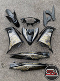 COVERSET ORIGINAL HONG LEONG YAMAHA HLY VELOZI M SEKI LC LC135 V2 V3 V4 V5 V6 HITAM BATIK GOLD STRIPE SIAP TAMPAL