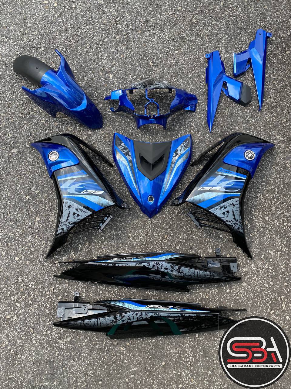COVERSET LC135 V6 GREY COMET BLAZING RED MERAH BIRU THUNDER BLUE ORIGINAL HONG LEONG YAMAHA HLY STRIPE MORITAKA