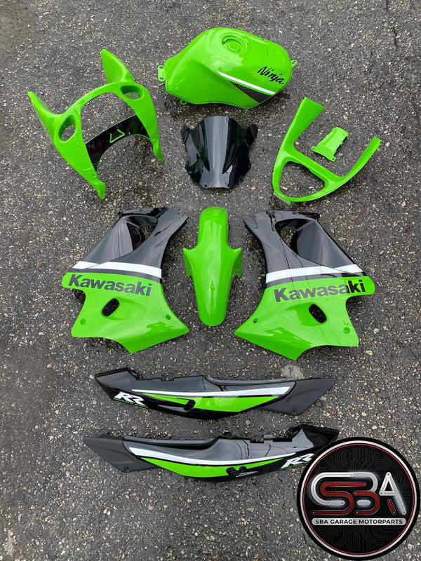 KAWASAKI NINJA DOUBLE R KR 150 RR BODY COVERSET STICKER TANAM 2 TONE BLUE BIRU SEKALI TANK ( 2 KOTAK BESAR ) OEM SET (Copy)
