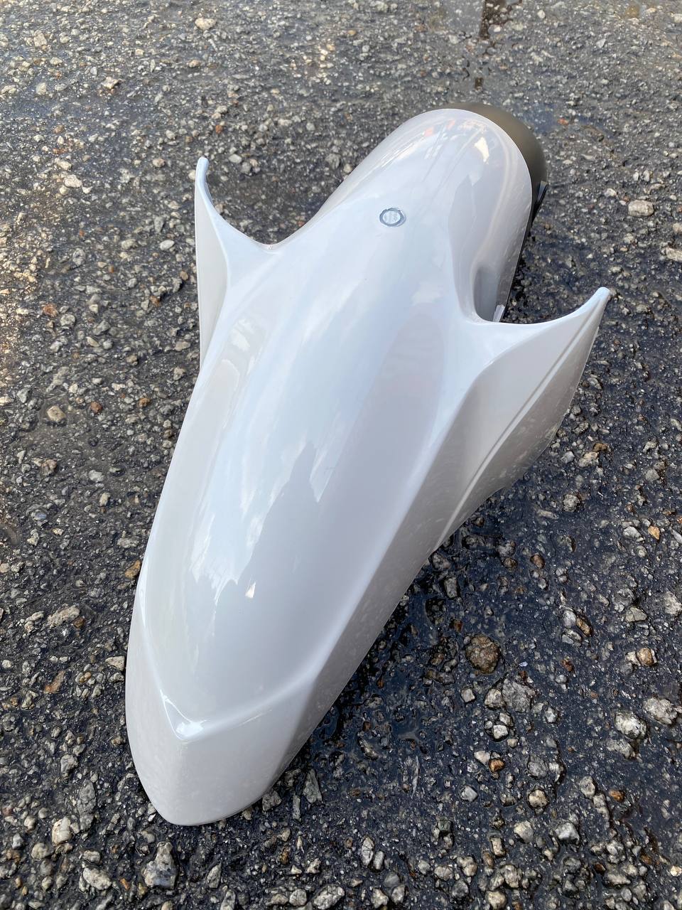 COVERSET BODYSET YAMAHA LC135 V1 PUTIH FULL API WHITE ORIGINAL M SEKI STRIPE SIAP TAMPAL ( FREE EMBLEM )