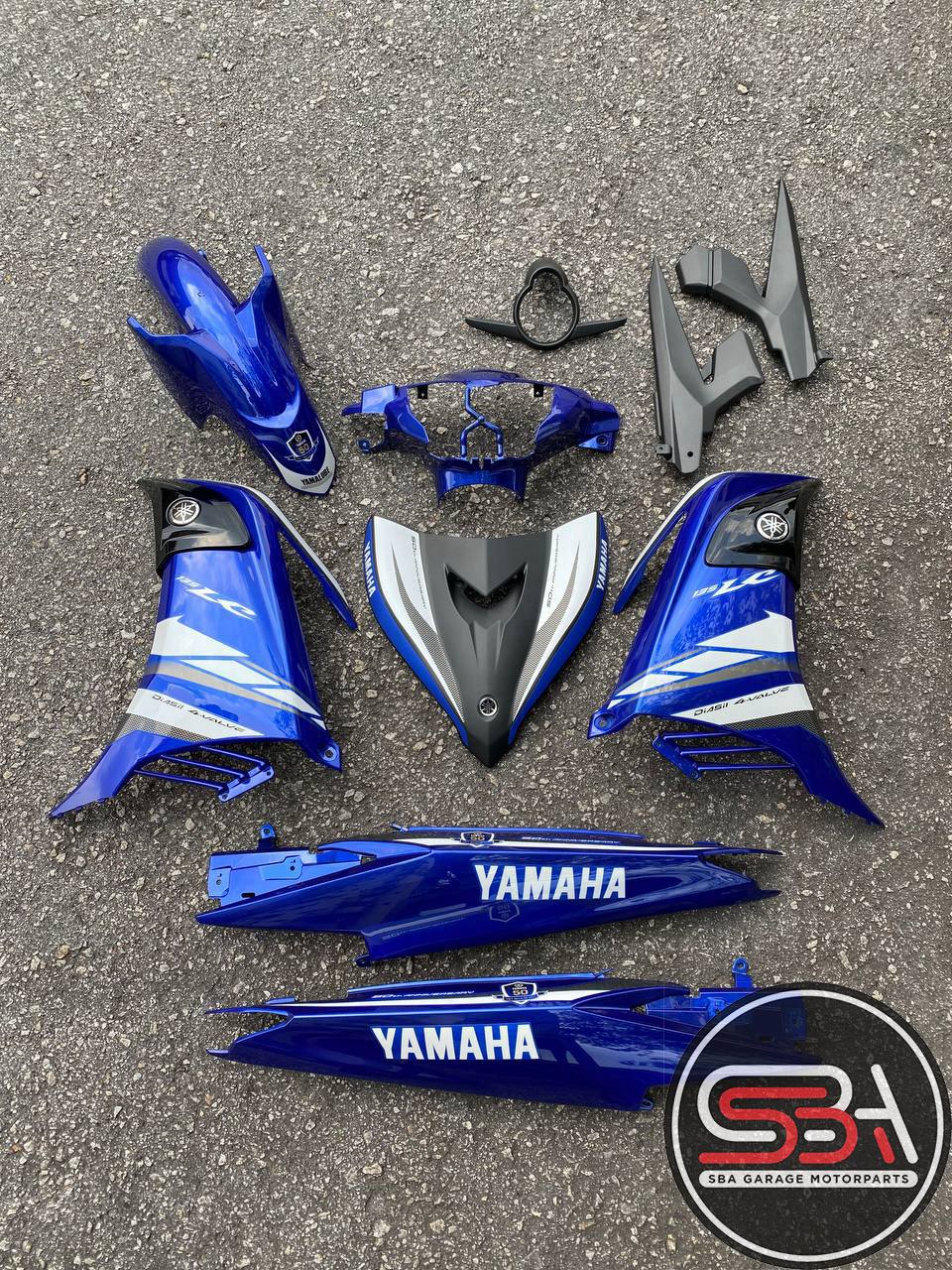 COVER SET YAMAHA ORIGINAL 50TH ANNIVERSARY LC135 V2 V3 4S 5S BIRU HITAM  FREE EMBLEM 100% HLY / VELOZI SIAP TAMPAL