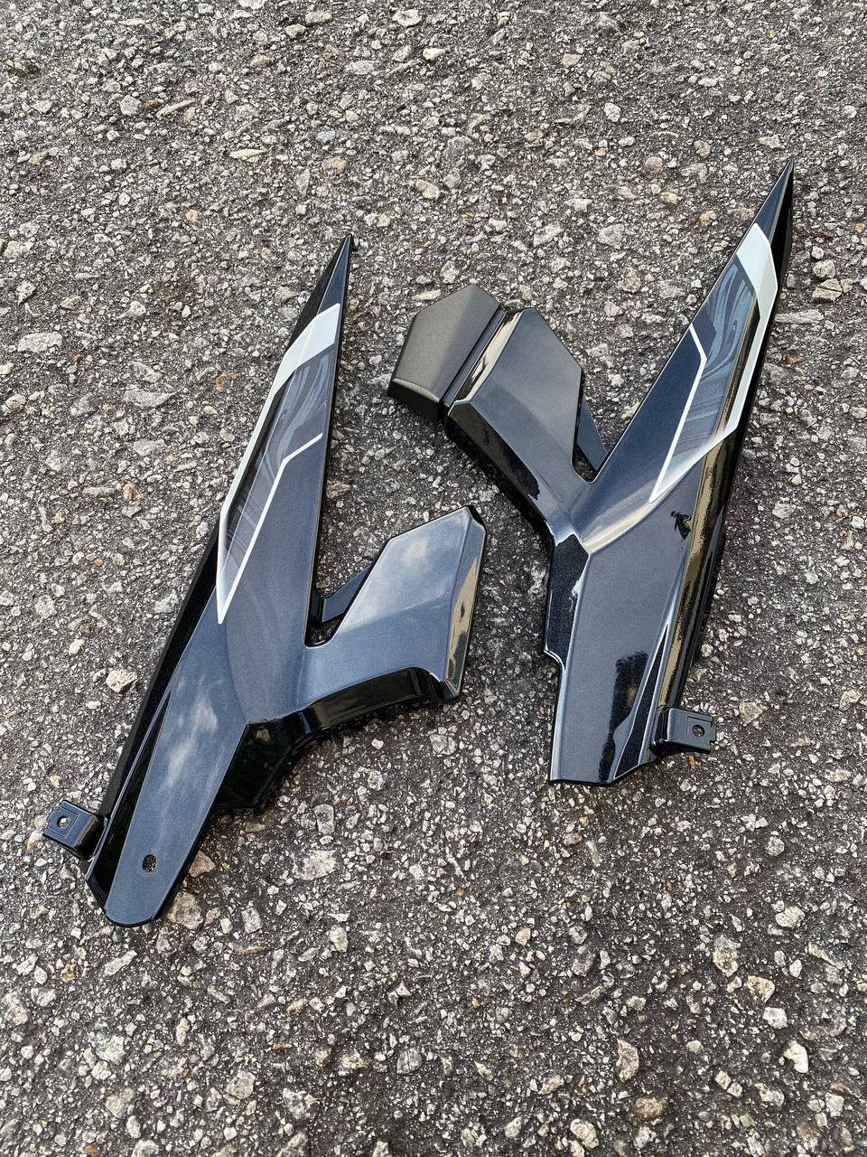 COVERSET BODYSET YAMAHA LC LC135 V4 V5 V6 V7 DR EXCITER WHITE PUTIH STRIPE TANAM CODE 022 DOCTOR EDITION OEM