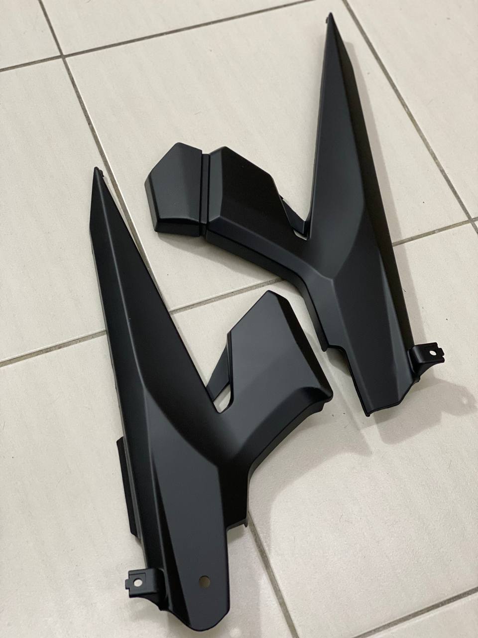 COVERSET YAMAHA LC LC135 V2 V3 V6 V7 HITAM KILAT FULL STRIPE HITAM BIRU ROBOT 9 BODYSET SIAP TAMPAL VELOZI DOCTOR 053