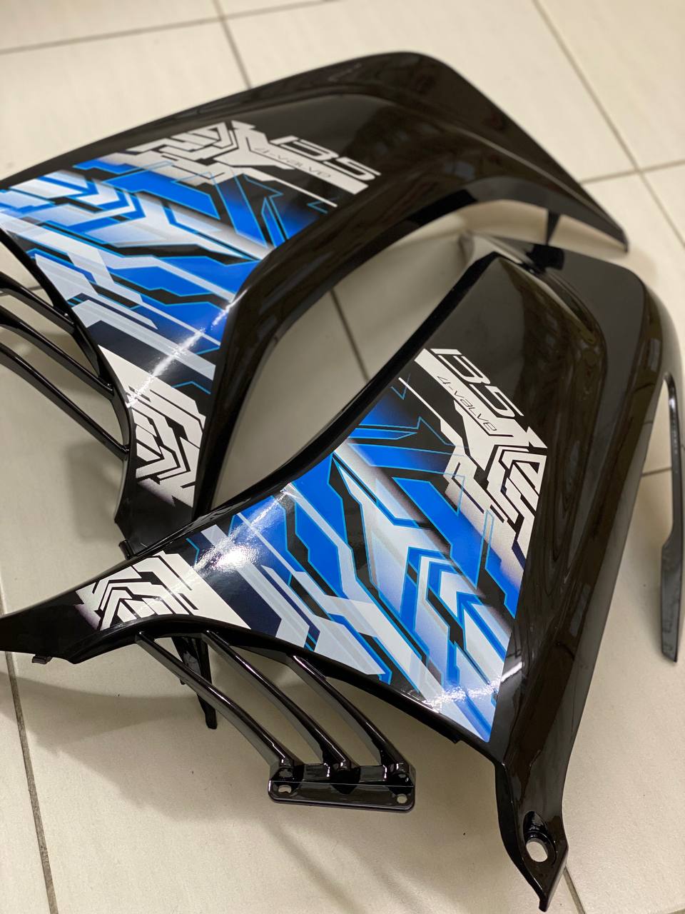COVERSET YAMAHA LC LC135 V2 V3 V6 V7 HITAM KILAT FULL STRIPE HITAM BIRU ROBOT 9 BODYSET SIAP TAMPAL VELOZI DOCTOR 053
