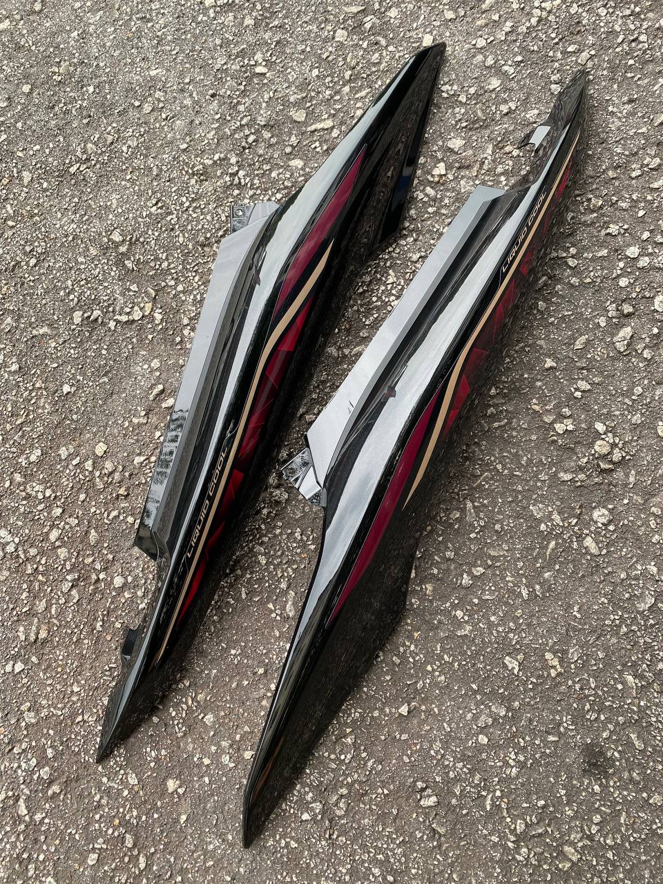 COVERSET LC135 LC V8 STANDARD DESIGN 2025 RED TITAN LE L8-S-9 FUEL INJECTION FI YAMAHA SIAP TANAM DOCTOR / VELOZI / HLY