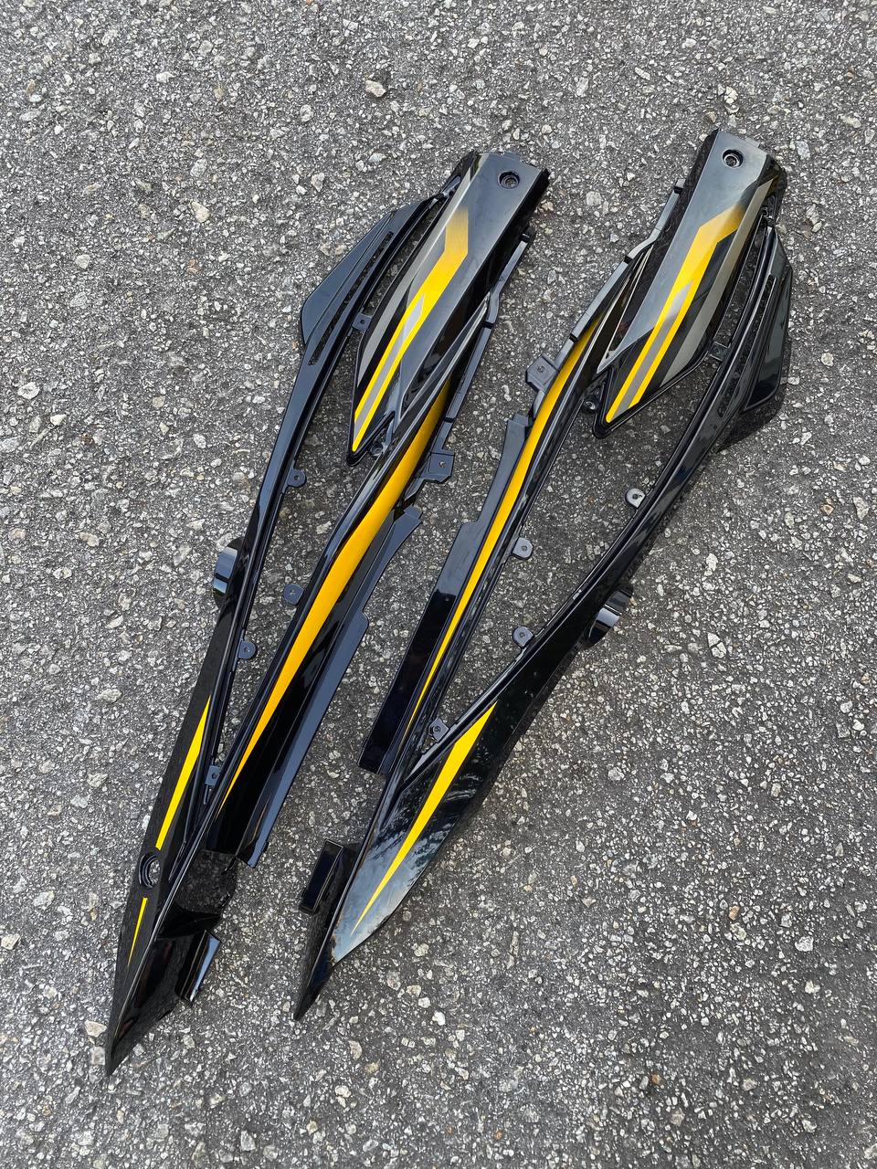 COVERSET BODYSET MODENAS KRISS MR3 DRUM YELLOW BLACK KUNING HITAM SIAP TAMPAL M SEKI SET