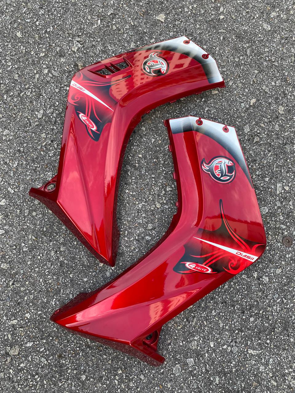 COVERSET BODYSET YAMAHA LC135 LC V1 MERAH MAROON BATIK ORIGINAL 100% HONG LEONG YAMAHA HLY / M SEKI / VELOZI