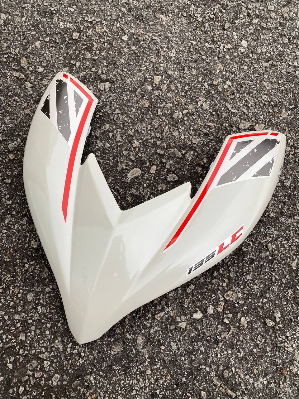 MOTORCYCLE COVERSET BODYSET LC135 LC V8 SILKY CRYSTAL WHITE GREY MATT L8-S-5 FUEL INJECTION FI YAMAHA SIAP TAMPAL VELOZI