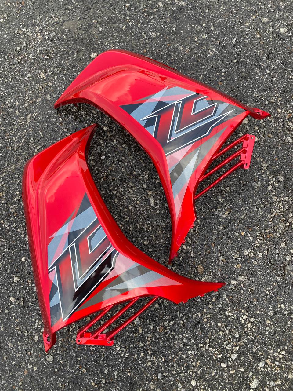 COVERSET BODYSET YAMAHA HLY LC V4 V5 MERAH RED BLACK SIAP TAMPAL – ORIGINAL GENUINE YAMAHA FREE EMBLEM TIMBUL