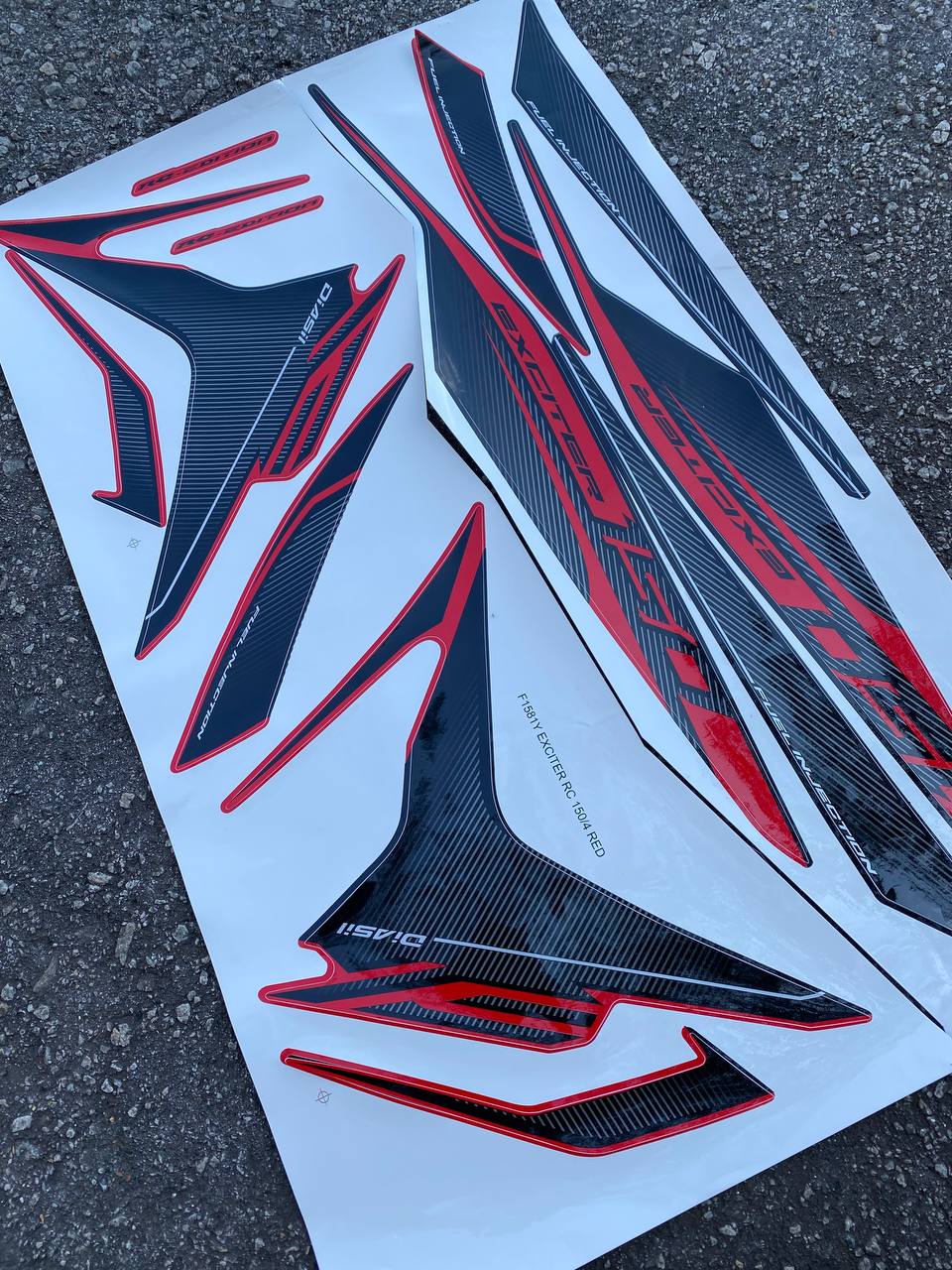 STICKER BODYSET / STRIPE COVERSET Y15 Y15ZR V1 V2 EXCITER RC MERAH RED MORITAKA YAMAHA ORIGINAL