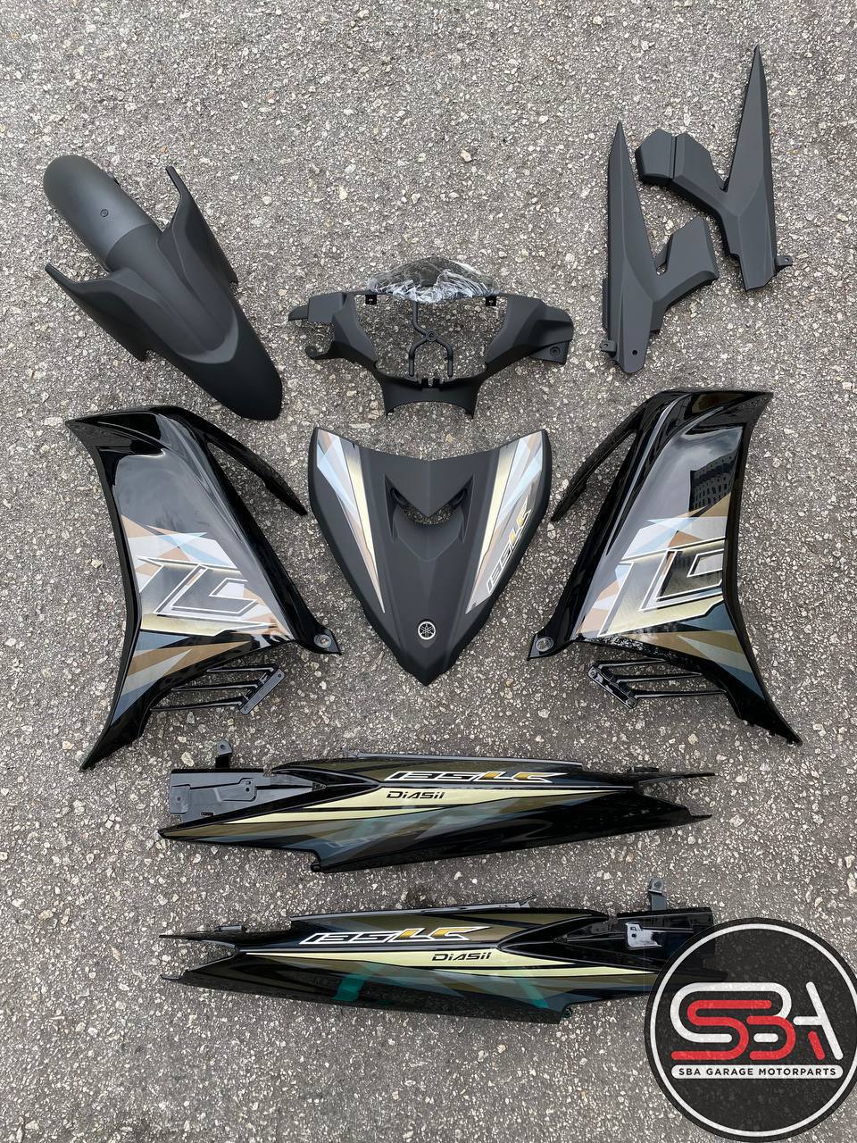 COVERSET YAMAHA ORIGINAL SIAP TAMPAL LC V4 V5 HITAM MATTE FREE EMBLEM TIMBUL ORIGINAL GENIUNE YAMAHA 100% HLY / MMATE