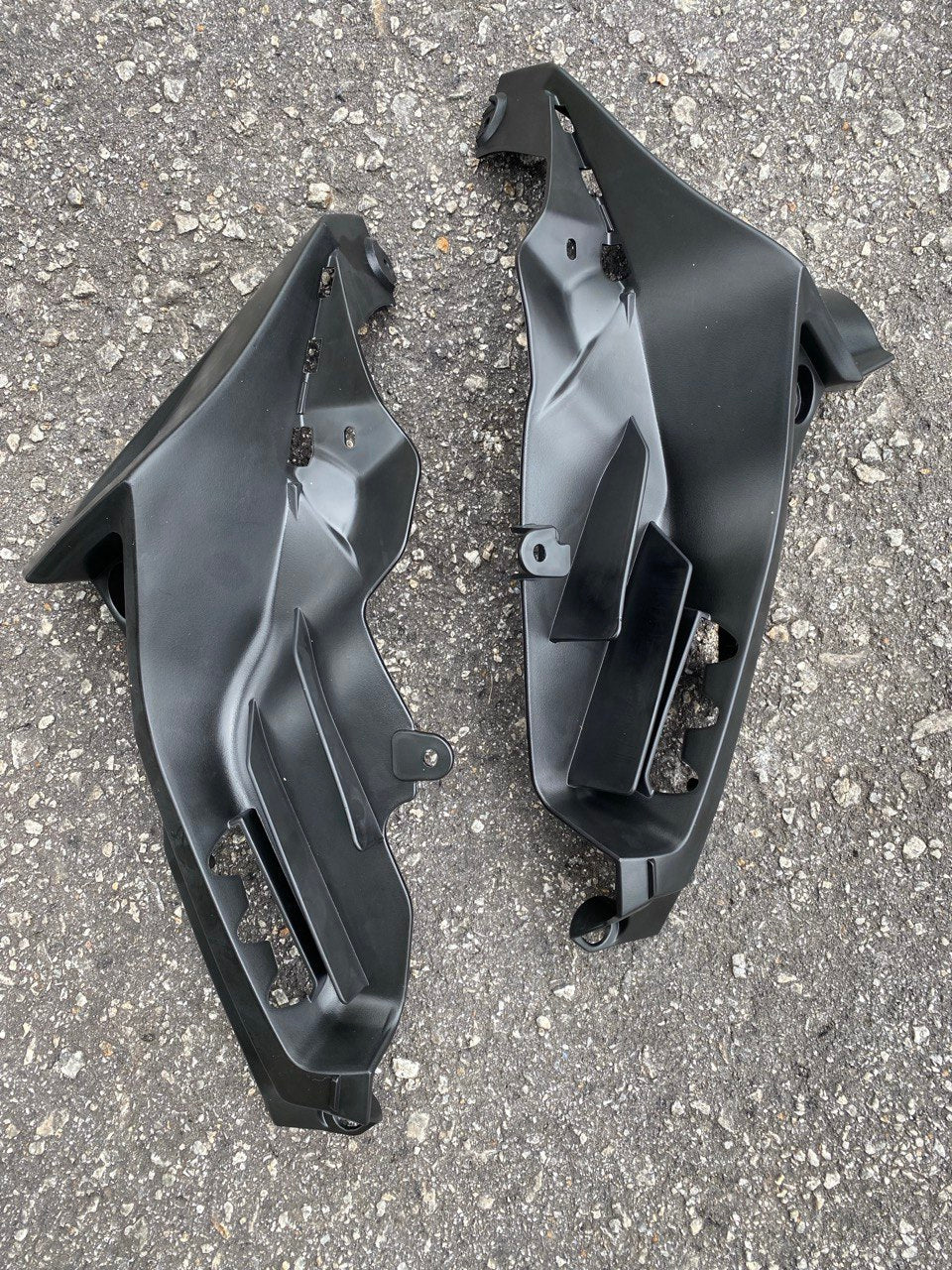INNER LC 135 V4 V5 V6 V7 ORIGINAL 100% HLY SET HITAM MATTE FULL ITEM ( 9 ITEM ) YAMAHA ORIGINAL HONG LEONG YAMAHA