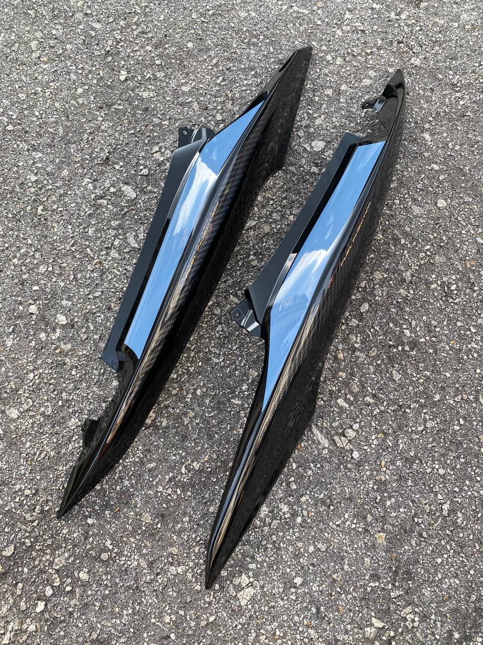 MOTORCYCLE COVERSET BODYSET LC135 LC V8 DBSB METALIC BLACK BABY BLUE FUEL INJECTION FI YAMAHA VELOZI L8-S-8 STD DOCTOR