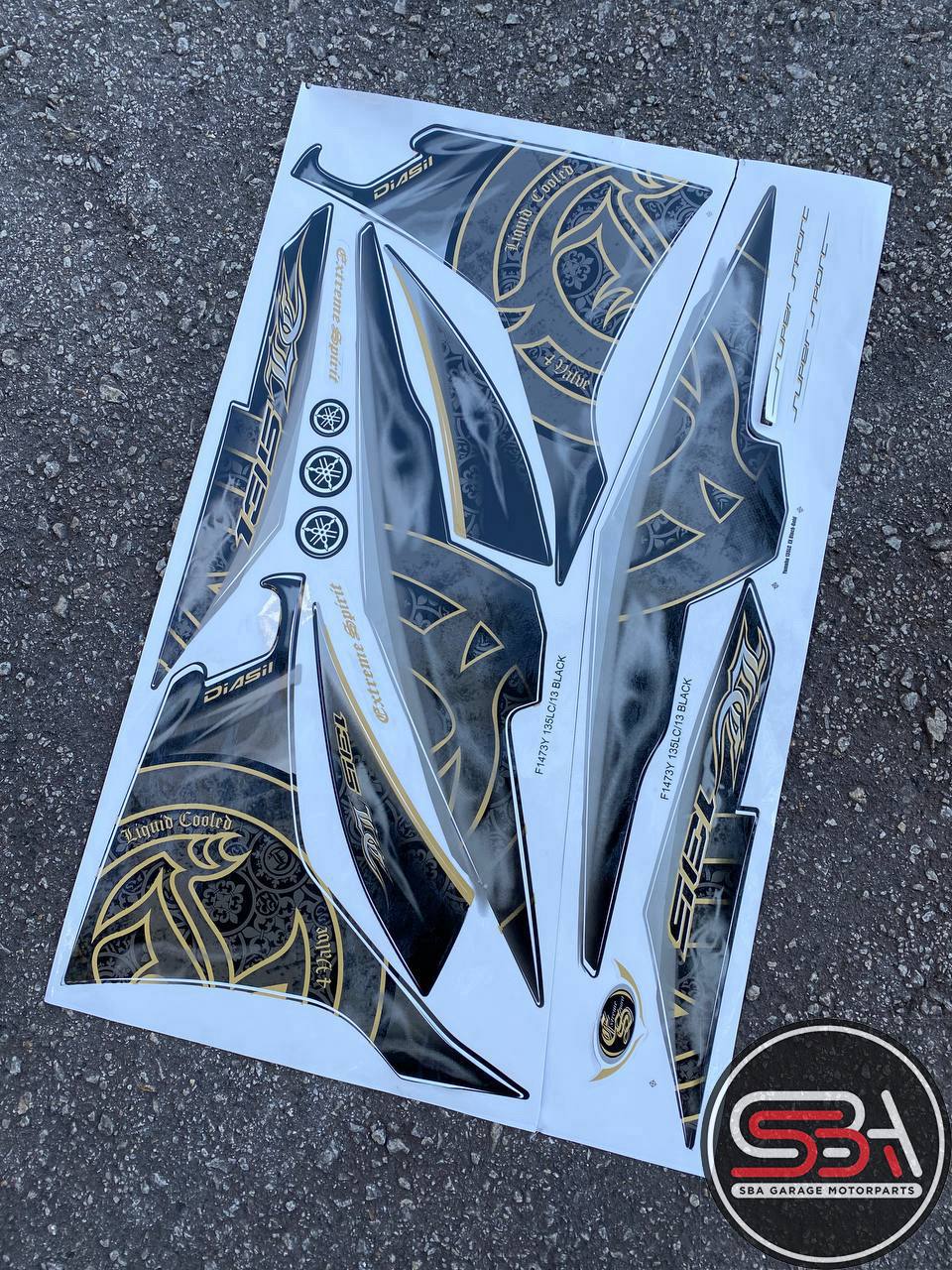 STICKER BODYSET / STRIPE COVERSET LC V2 V3 V4 HITAM GOLD BATIK MORITAKA YAMAHA ORIGINAL NO 13