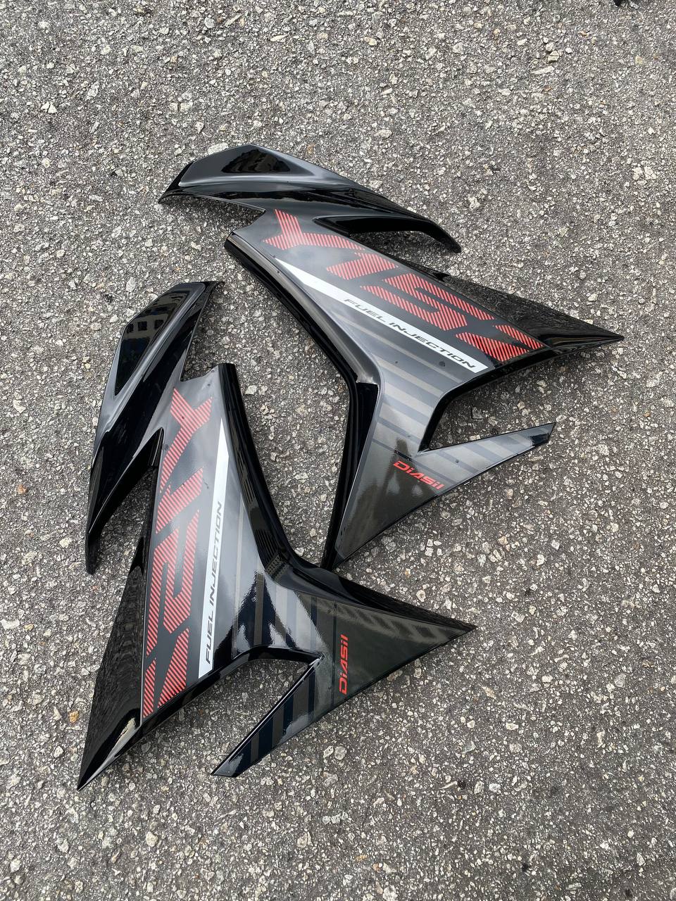 COVER SET ORIGINAL 100% HLY HONG LEONG YAMAHA Y15ZR V1 V2 HITAM FIRST EDITION BATMAN COVERSET BODYSET Y15ZR YSUKU
