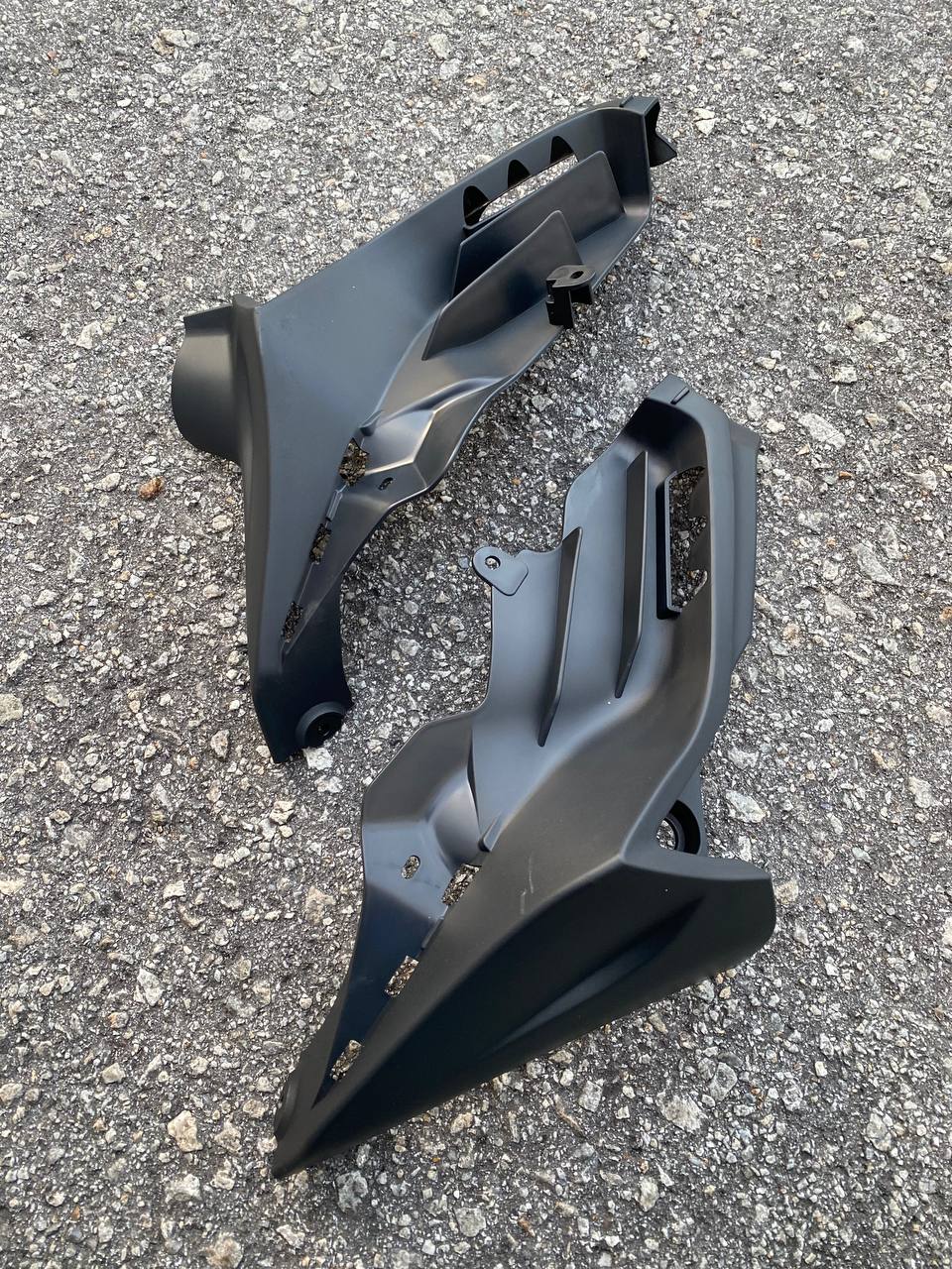 INNER LC 135 V2 V3 V4 V5 V6 V7 OEM DOCTOR HITAM MATTE FULL ITEM (11 ITEM) YAMAHA ORIGINAL EQUIPMENT MANUFACTURED