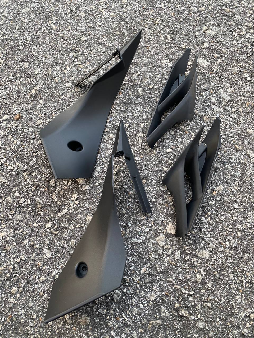 INNER LC 135 V2 V3 V4 V5 V6 V7 OEM DOCTOR HITAM MATTE FULL ITEM (11 ITEM) YAMAHA ORIGINAL EQUIPMENT MANUFACTURED
