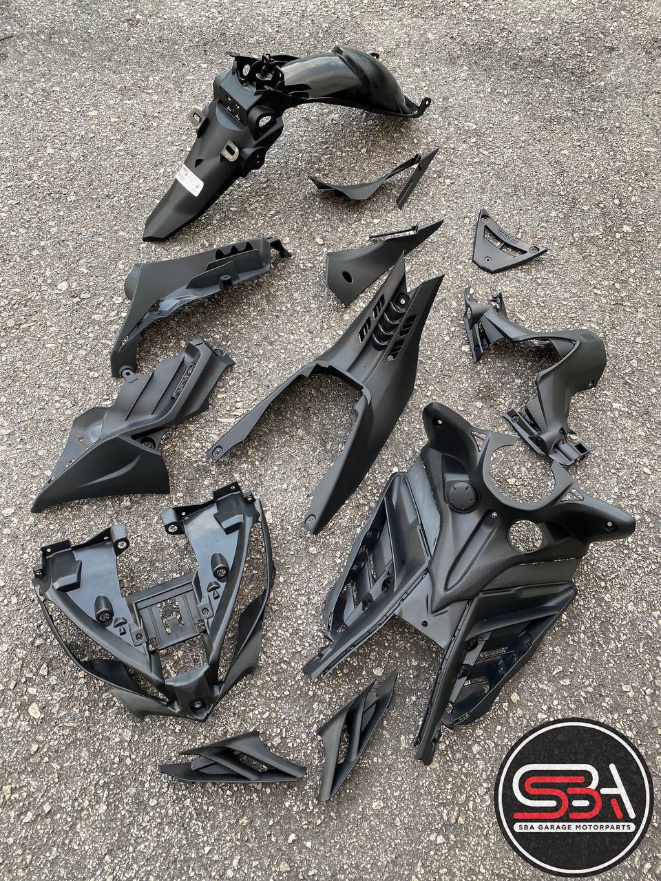 INNER LC 135 V2 V3 V4 V5 V6 V7 OEM DOCTOR HITAM MATTE FULL ITEM (11 ITEM) YAMAHA ORIGINAL EQUIPMENT MANUFACTURED