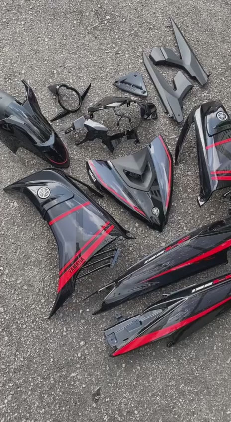 COVERSET BODYSET YAMAHA LC LC135 V6 V7 DR BLACK HITAM CODE 026 RXZ DESIGN STRIPE TANAM DOCTOR EDITION OEM