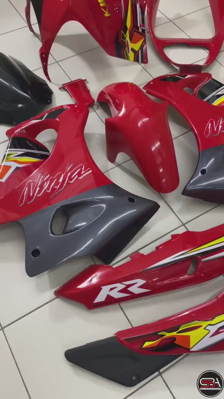 KAWASAKI NINJA DOUBLE R 150 RR BODY COVERSET STICKER TANAM RED MERAH SEKALI TANK ( 2 KOTAK BESAR ) OEM SET