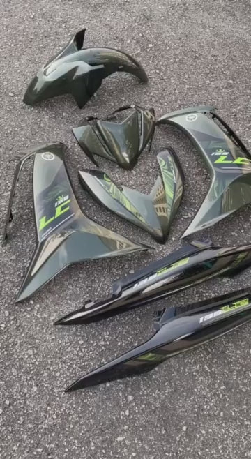 COVERSET BODYSET LC135 LC V8 DNLGM1 ARMY GREEN FUEL INJECTION FI YAMAHA SIAP TANAM DOCTOR 025 VELOZI